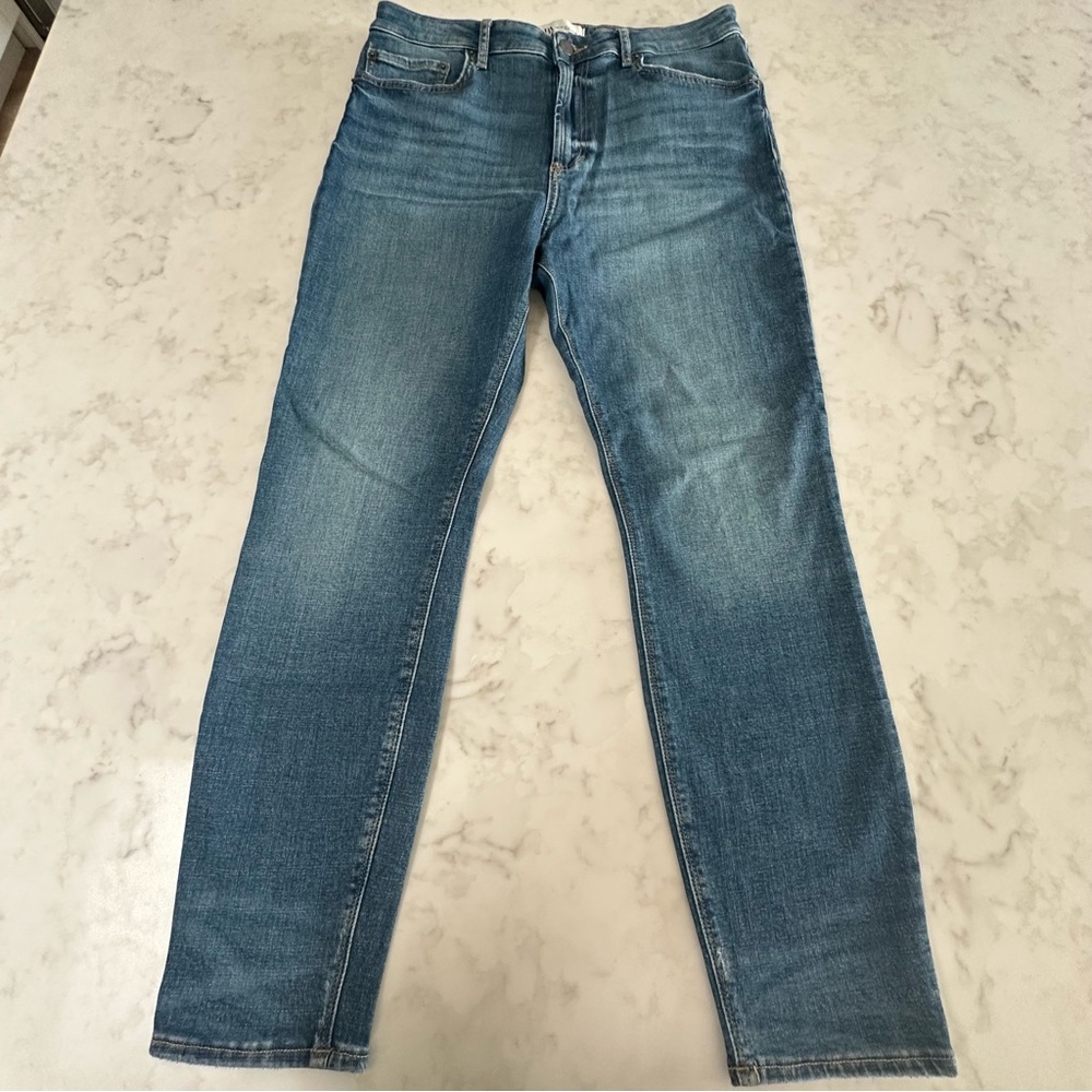 ZARA Women’s Medium Wash Slim Skinny Jeans. Size 14